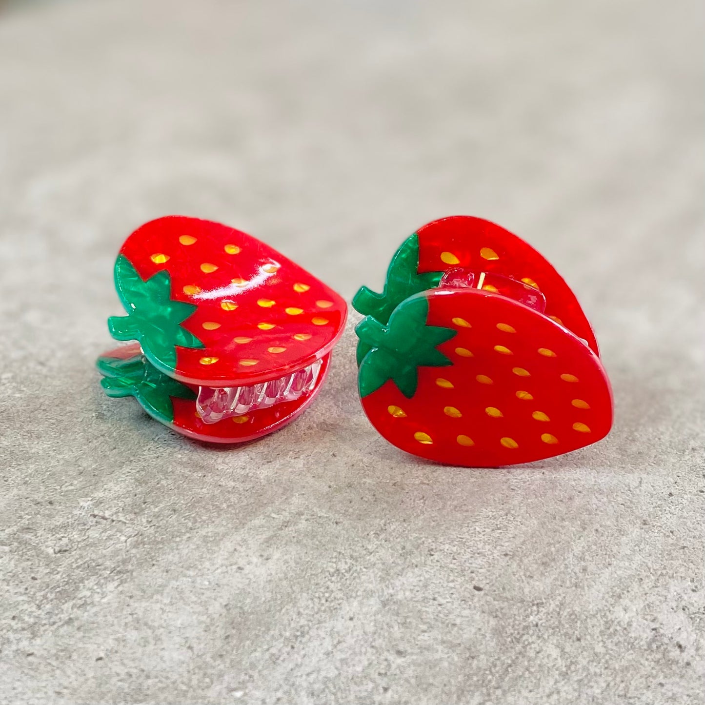Small Strawberry Hair Claw Clip