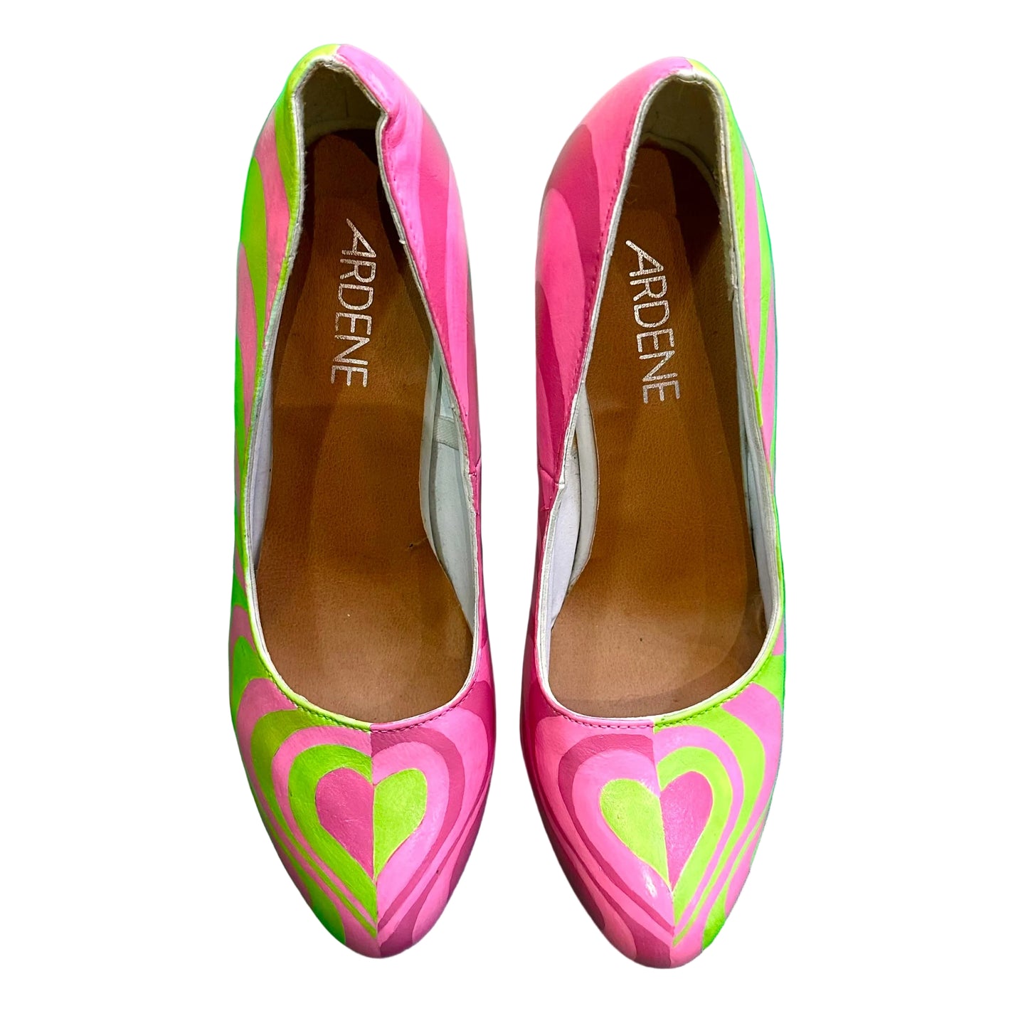 Pink & Green Heart Swirl Heels (7W)