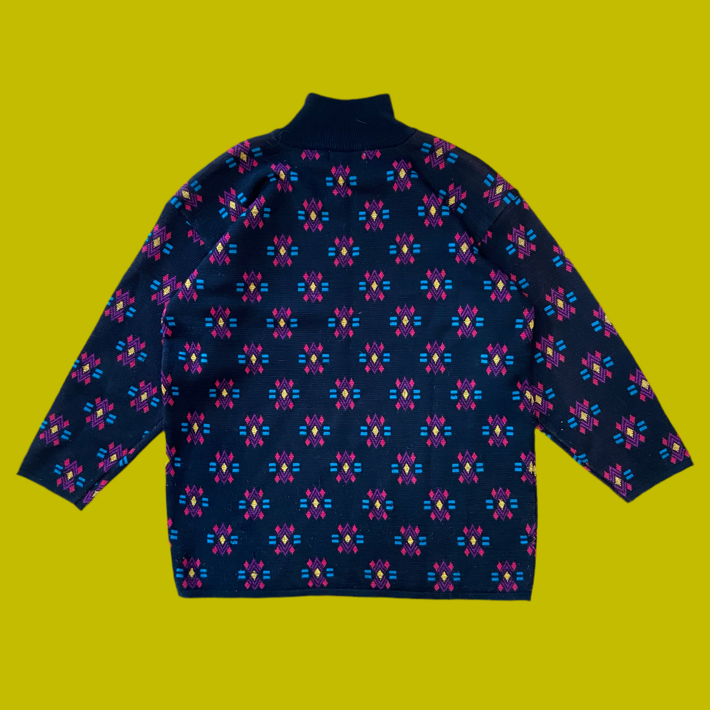 Cozy Winter Snowflake Sweater (M/L)
