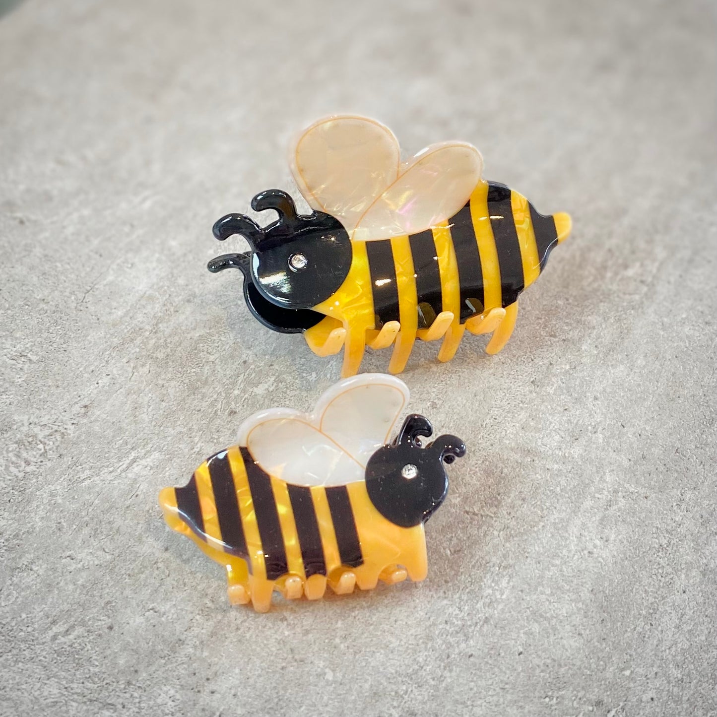 Bee Clip
