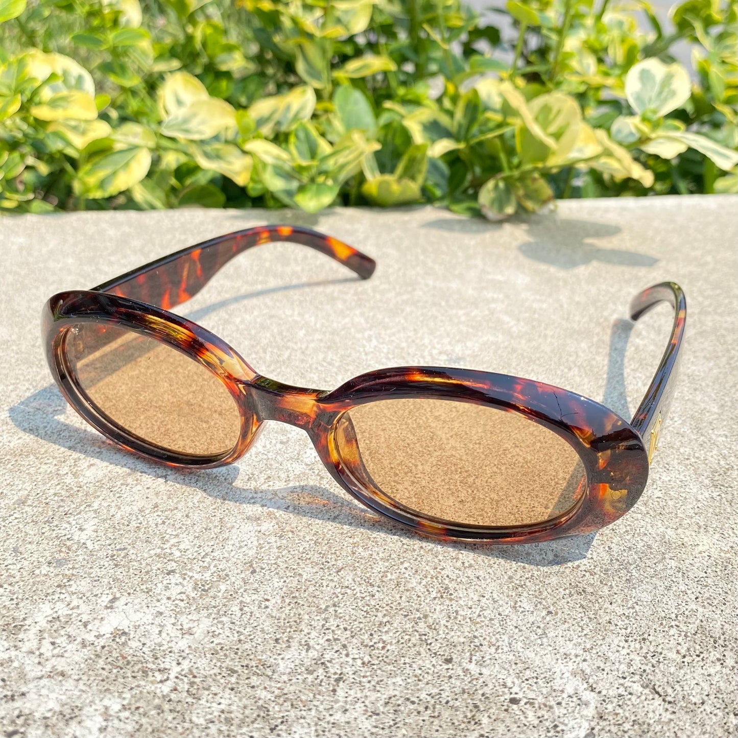 Retro Oval Sunglasses