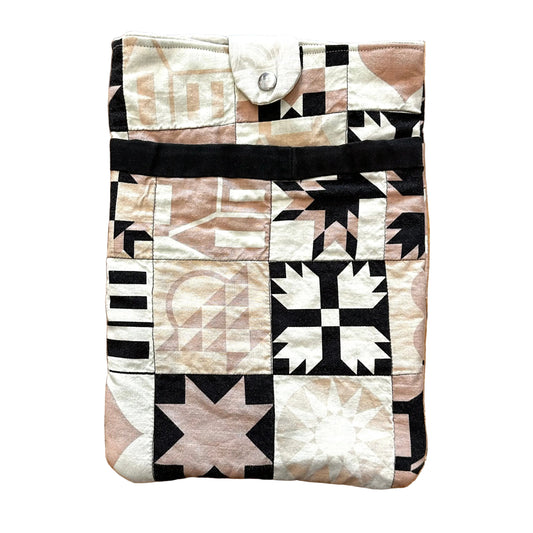 House and Stars Quilt Book Sleeve