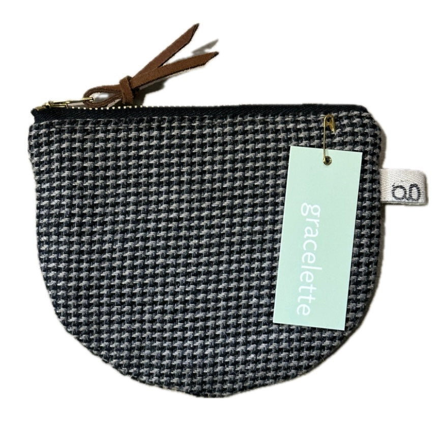 Round Mini Zip Pouches